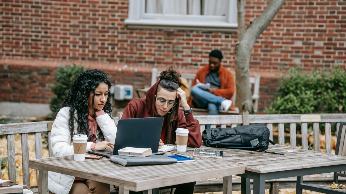 Top Common Mistakes to Avoid when Appying to colleges in Germany